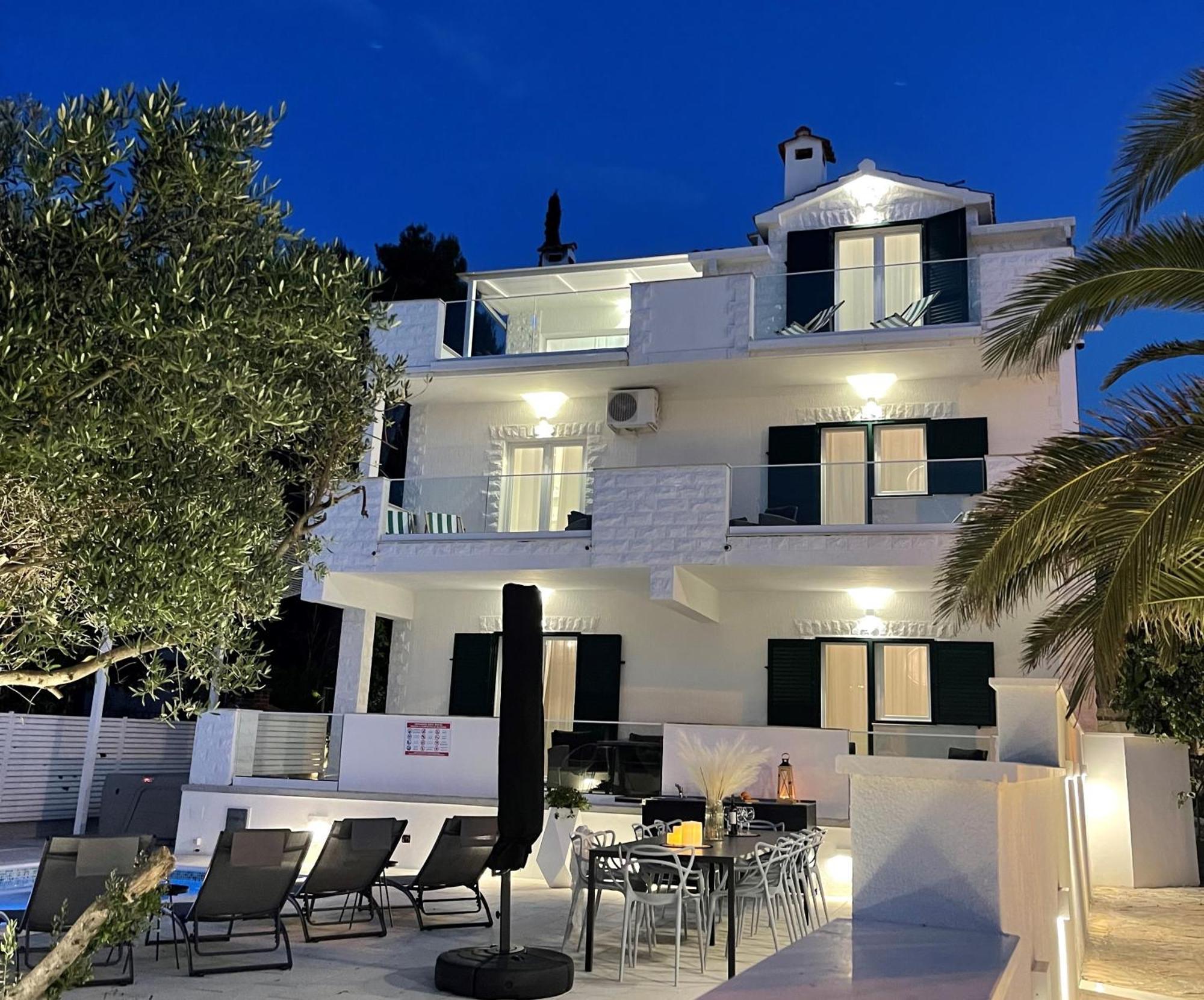 Apartments Marina Trogir Eksteriør billede